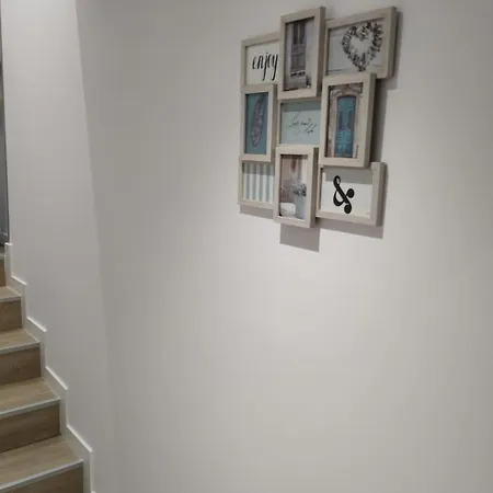 The Blue Nest - Vut7693as Apartment